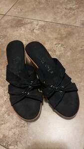 Italian Shoemakers Charm Black Knotted Strap Cork Wedge Slide Sandals size 7m